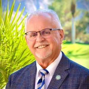 A portrait photo of Lackey (Vice Chair)