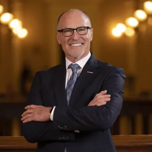 A portrait photo of Hart (Co-Chair)