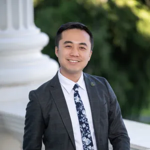 A portrait photo of Lee (Chair)